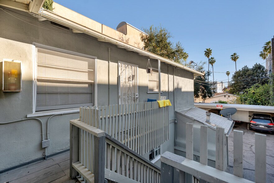More Photos Of 14622 Sylvan St, Van Nuys Apartments For Sale