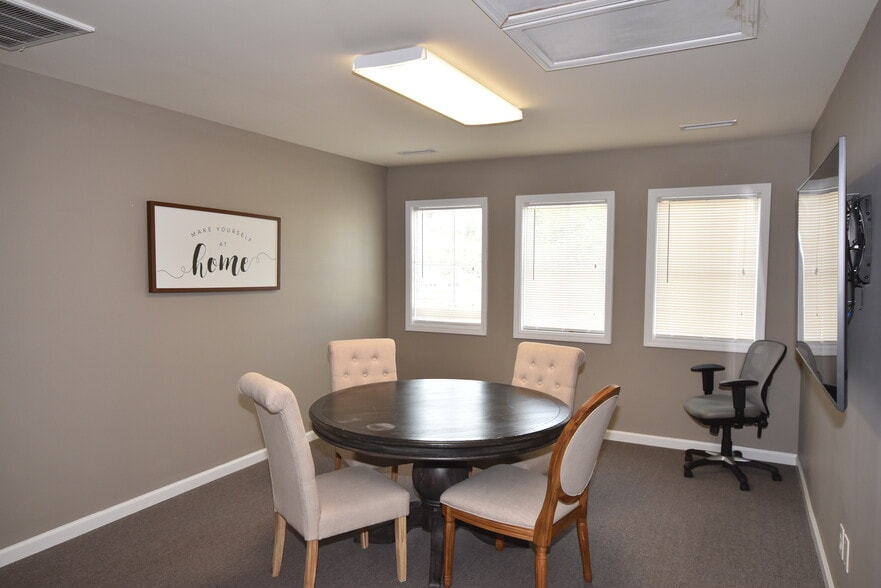 More Photos Of 277 Willbrook Blvd, Pawleys Island Office For Sale