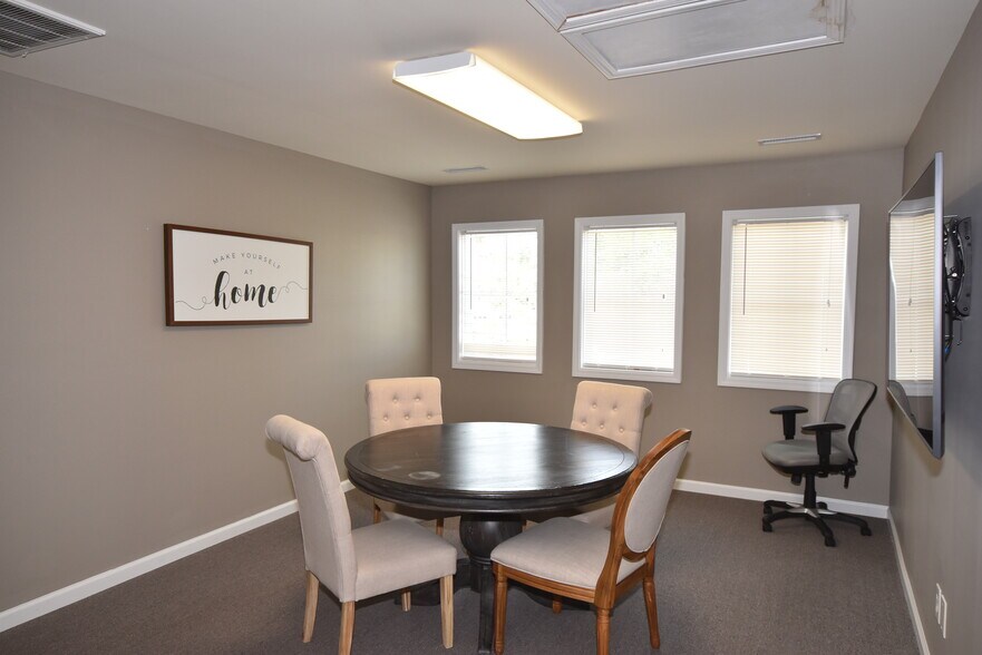 More Photos Of 277 Willbrook Blvd, Pawleys Island Office For Sale