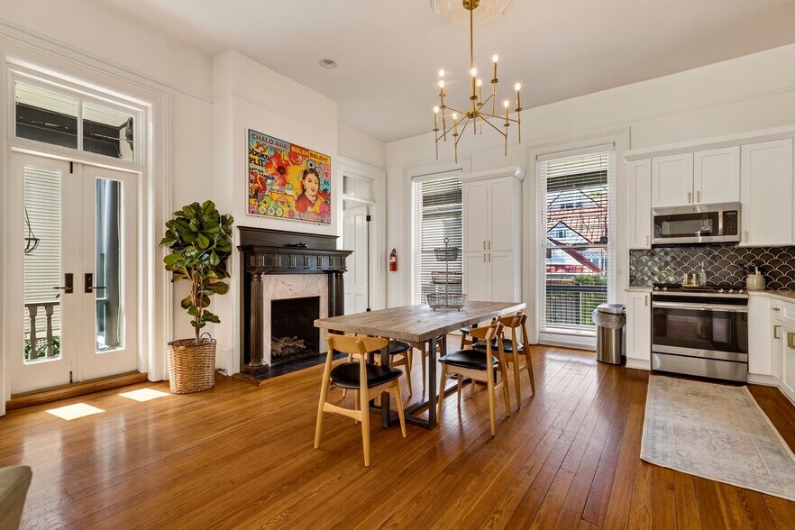 More Photos Of 17 W Park Ave, Savannah Office For Sale
