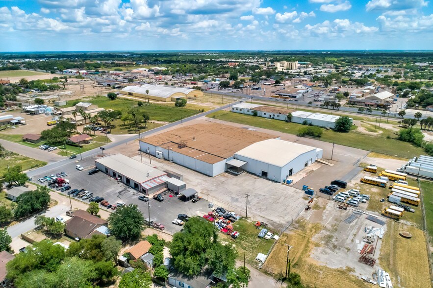 More Photos Of 320 S Utah Ave, Weslaco Warehouse For Lease