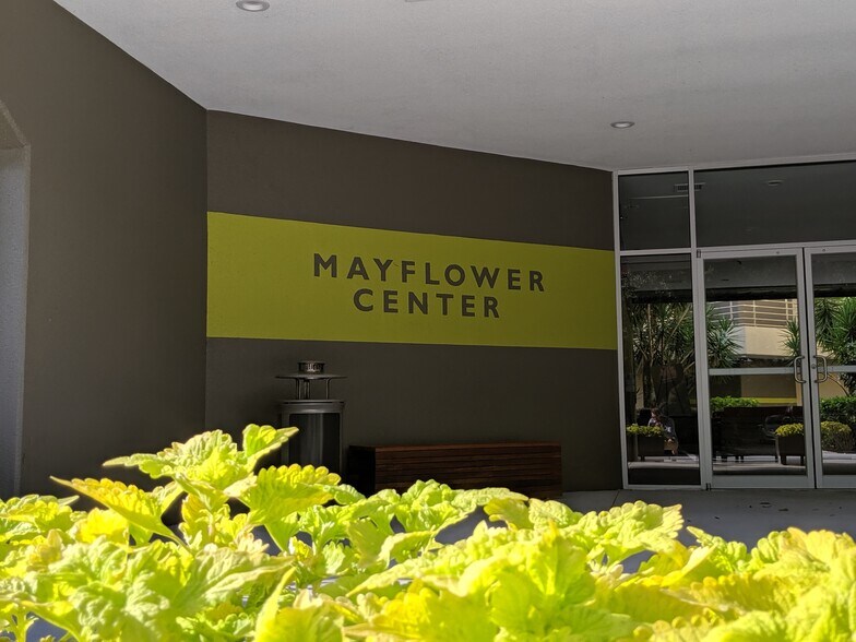 More Photos Of 222 S Westmonte Dr, Altamonte Springs Office For Lease