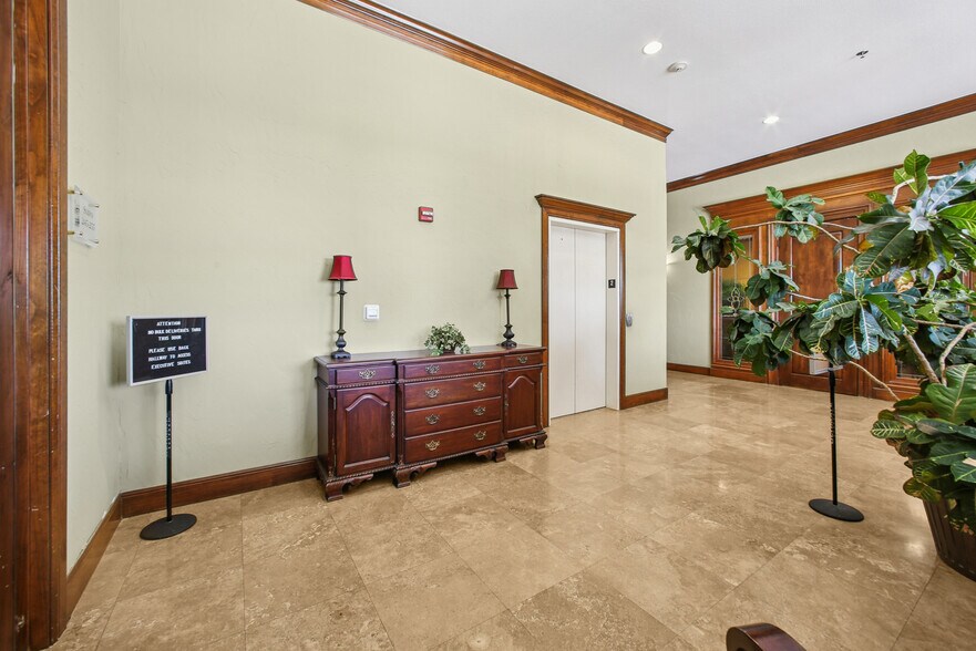 More Photos Of 1670 Keller Pky, Keller Loft Creative Space For Sale