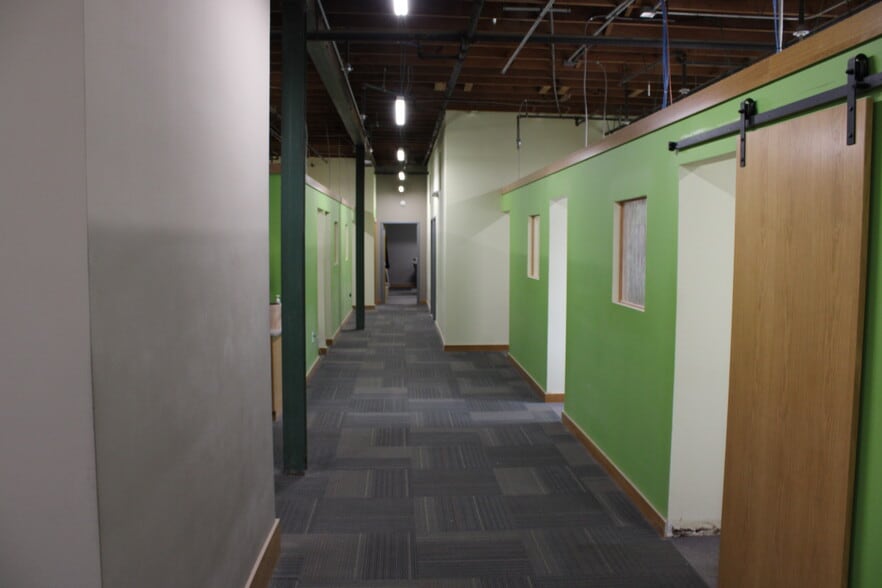 More Photos Of 1505 Cummings Dr, Richmond Warehouse For Lease