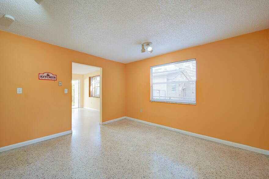 More Photos Of 7358 SW 23rd St, Miami Multifamily For Sale