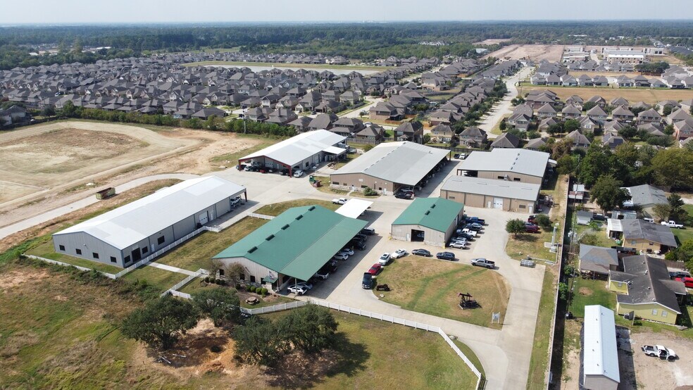 More Photos Of 14857 Grant Rd, Cypress Industrial For Lease