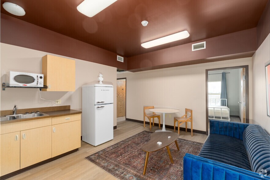 More Photos Of 404 2nd St, Cheney Apartments For Lease