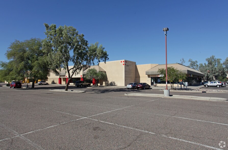 More Photos Of 80 W Warner Rd, Chandler Fast Food For Sale