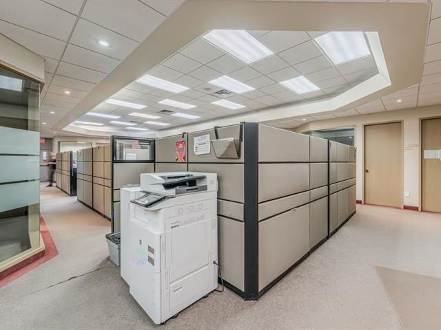 More Photos Of 212 Rue Hériot, Drummondville Office For Sale