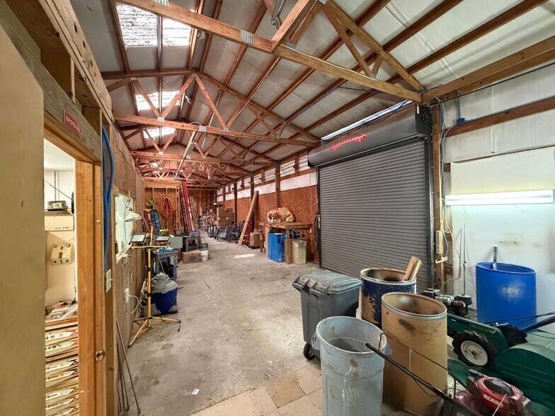 More Photos Of 2809 Edenvale Rd, Johns Island Industrial For Lease