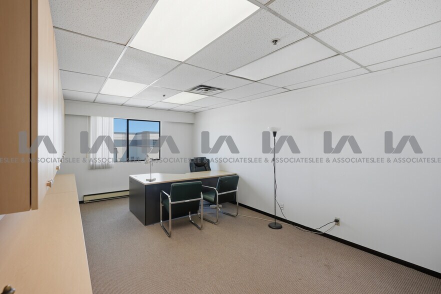 More Photos Of 18788 96th Ave, Surrey Warehouse For Lease