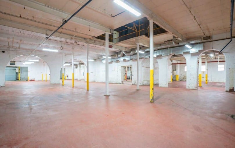 More Photos Of 3 Green St, Clinton Warehouse For Lease