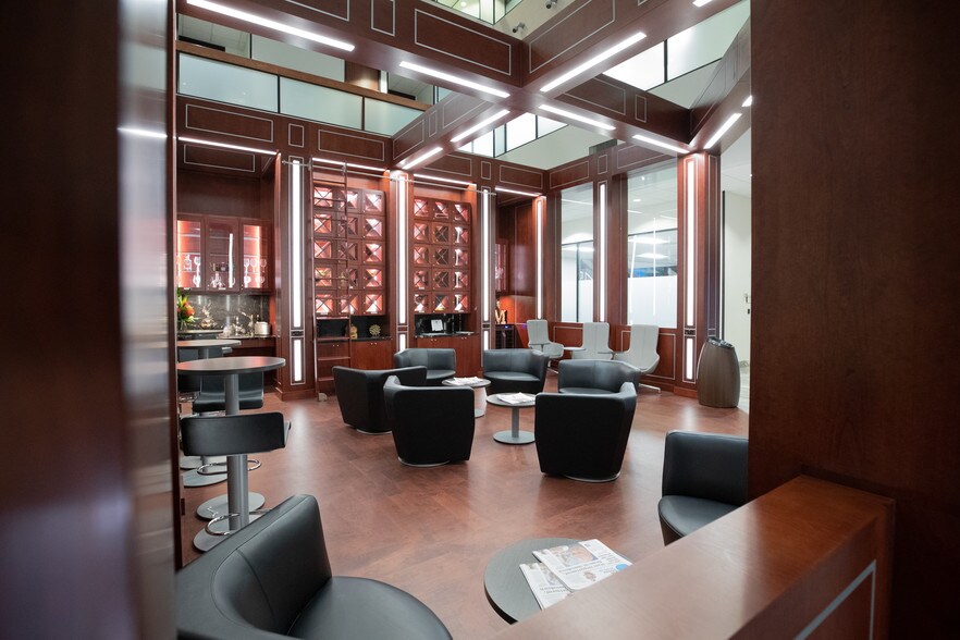 More Photos Of 15851 Dallas Pkwy, Addison Office For Sale