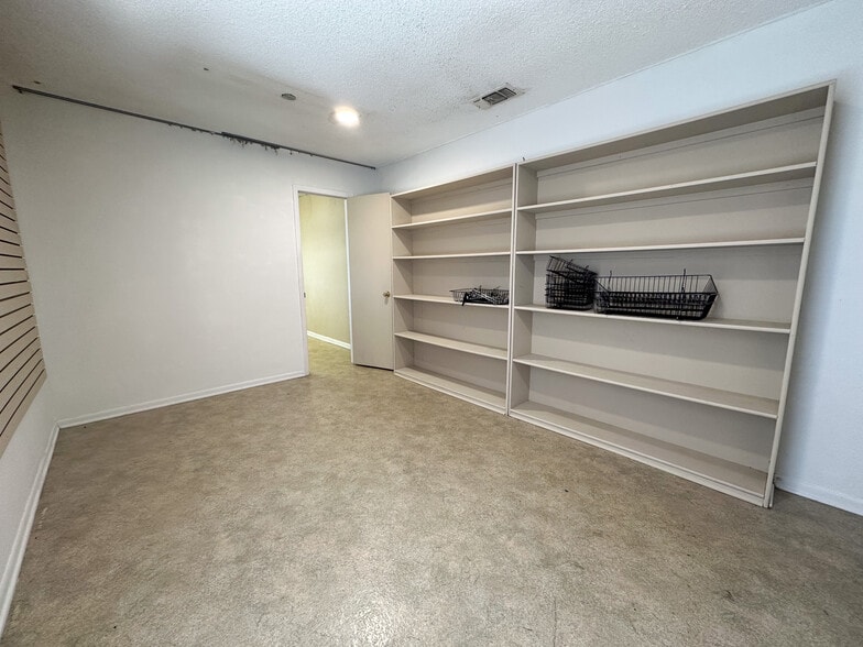 More Photos Of 2210 E Highway 190, Copperas Cove Freestanding For Sale