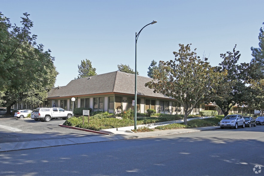 Primary Photo Of 3075 Citrus Cir, Walnut Creek Office Residential For Lease