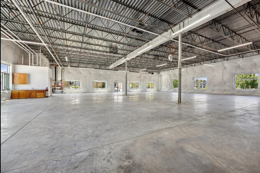 More Photos Of 602 Taylor Ave, Louisville Light Manufacturing For Lease