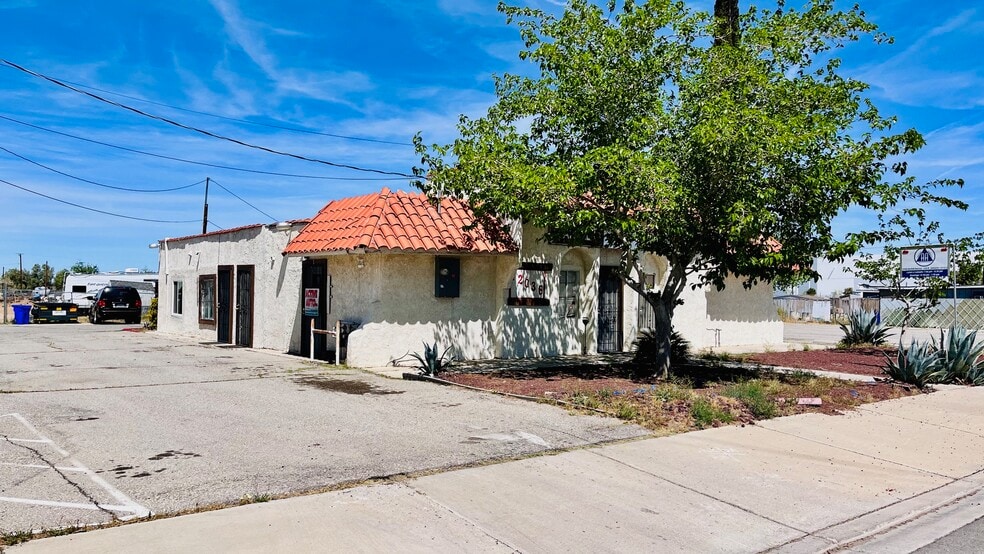 More Photos Of 12036 Bartlett Ave, Adelanto Office Residential For Sale