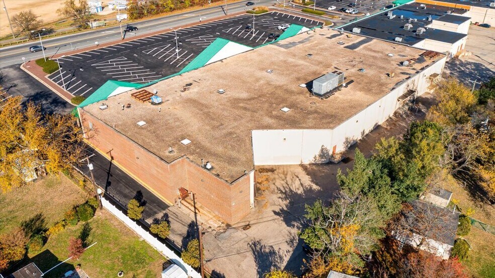 More Photos Of 8567-8587 Fort Smallwood Rd, Pasadena Unknown For Lease