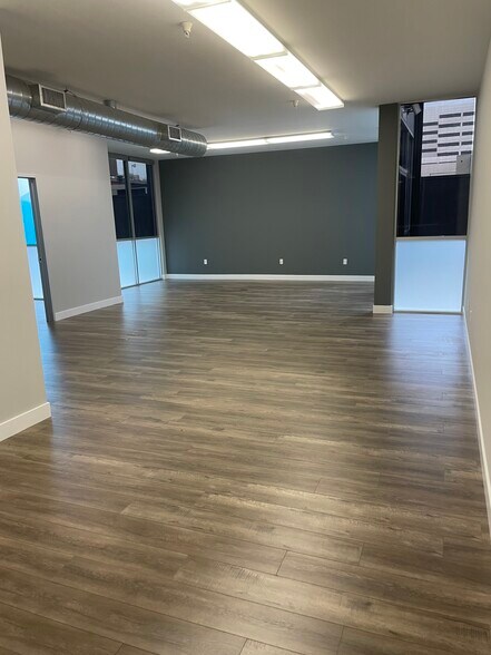 More Photos Of 2332 Cotner Ave, Los Angeles Loft Creative Space For Lease