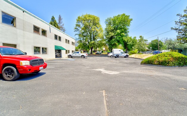 More Photos Of 853 Brown Rd, Fremont Research And Development For Lease