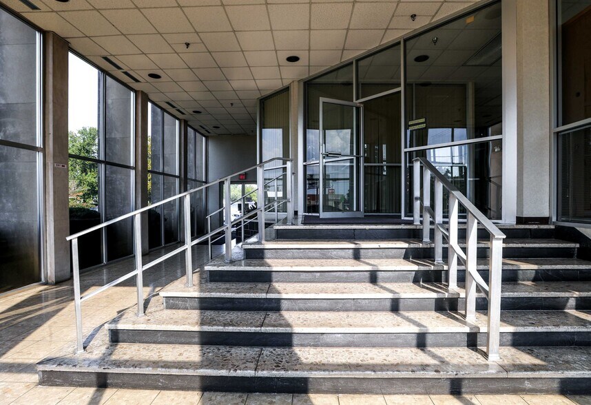 More Photos Of 1401 Frederica St, Owensboro Manufacturing For Sale