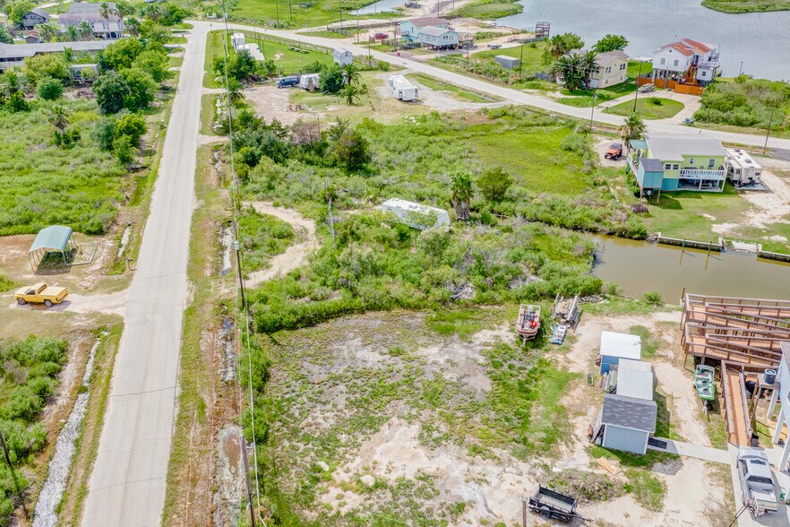 More Photos Of 0 Swan St, Hitchcock Land For Sale