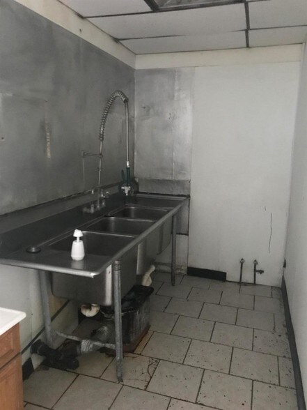 More Photos Of 429 W Hwy 20, Michigan City Drugstore For Sale