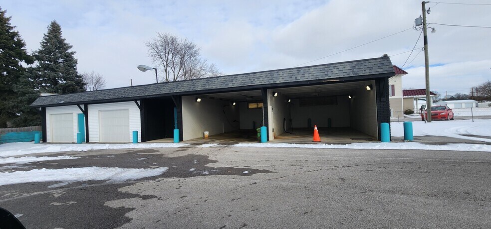 More Photos Of 380 Wentz St, Tiffin Carwash For Sale