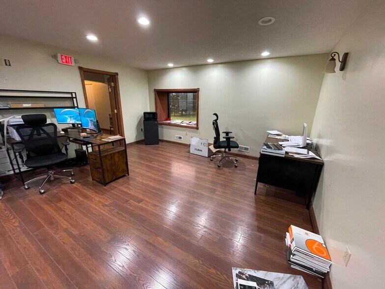 More Photos Of 708 Fairground Rd, Lucasville Land For Sale