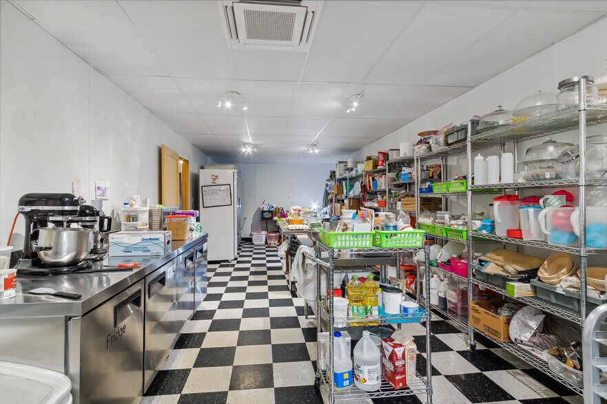 More Photos Of 103 Main St N, Aurora Restaurant For Sale