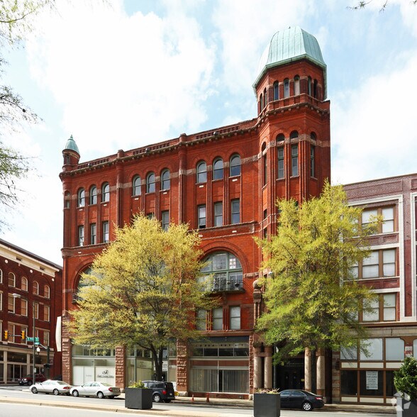 More Photos Of 101-109 W Broad St, Richmond Office For Lease