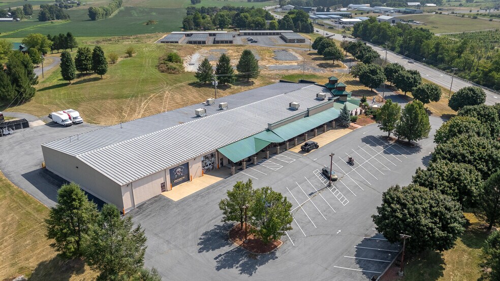 More Photos Of 107 Yearicks Blvd, Centre Hall Auto Dealership For Sale