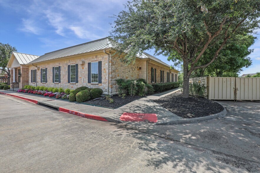 More Photos Of 1002 Raintree Circle, Allen Office For Lease