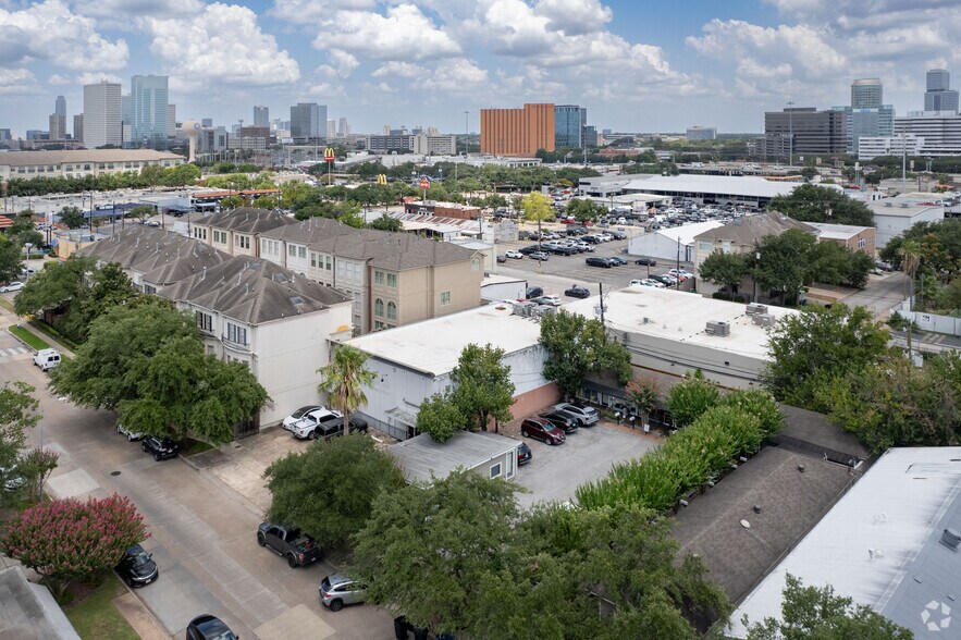 More Photos Of 2506 South Blvd, Houston Storefront Retail Office For Lease
