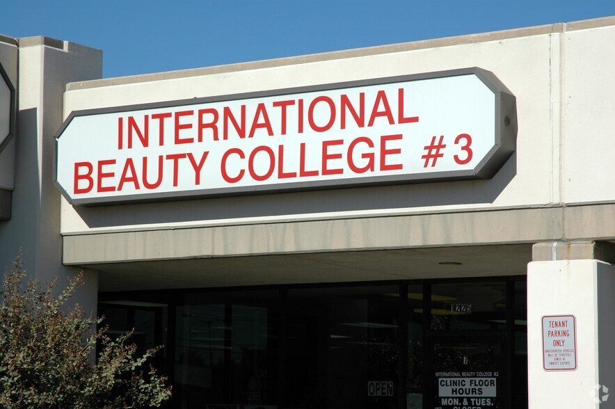 More Photos Of 1225 Belt Line Rd, Garland Unknown For Lease