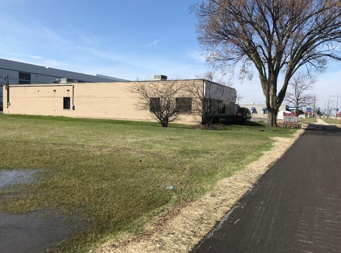 More Photos Of 1240 Il Route 83, Bensenville Medical For Sale