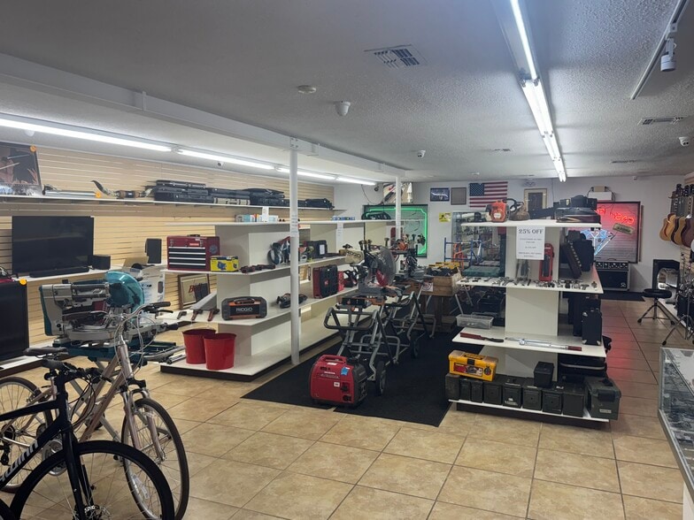 More Photos Of 2054 Gulf to Bay Blvd, Clearwater Unknown For Lease