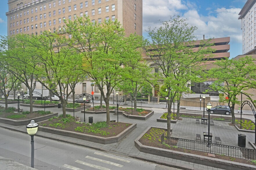 More Photos Of 19 Garfield Pl, Cincinnati Multifamily For Sale