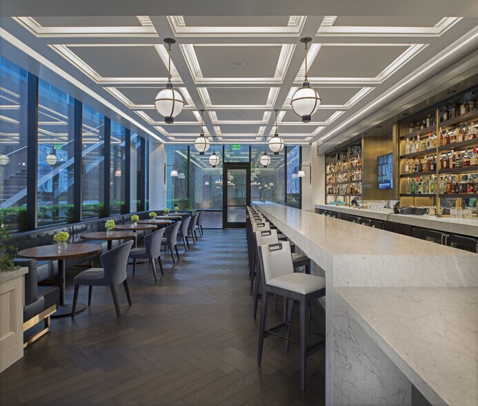 More Photos Of 1000 Louisiana St, Houston Office For Lease
