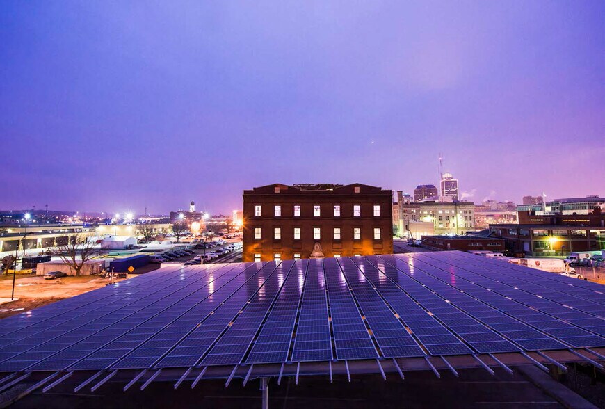 More Photos Of 130 E 3rd St, Des Moines Office For Lease