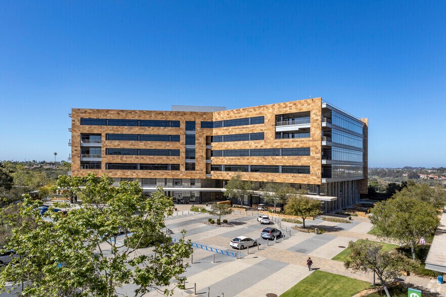 More Photos Of 5887 Copley Dr, San Diego Office For Lease