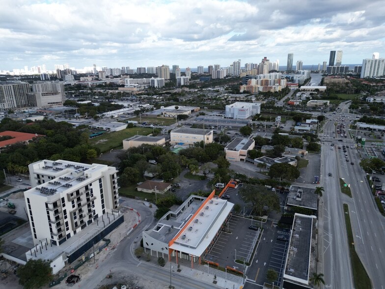 More Photos Of 18651 NE 24th Pl, Miami Storefront Retail Residential For Sale