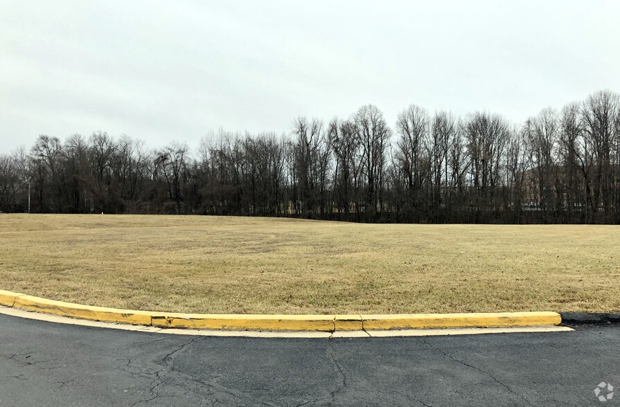 More Photos Of 9600 Lottsford Ct, Upper Marlboro Land For Lease