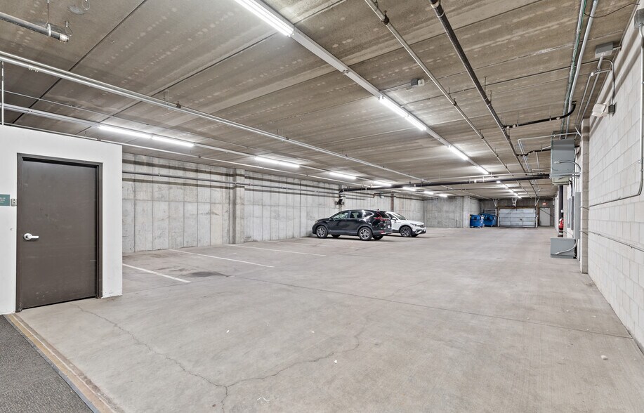 More Photos Of 7800 Equitable Dr, Eden Prairie Office For Lease