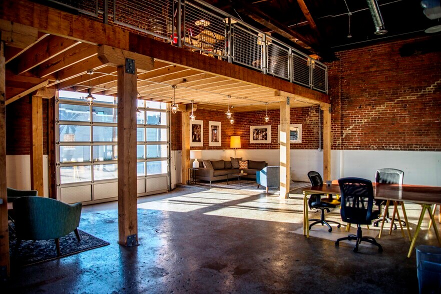 More Photos Of 3005 W Marshall St, Richmond Loft Creative Space For Lease