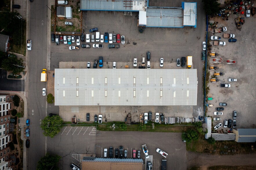 More Photos Of 100 W Southern St, Brighton Warehouse For Lease