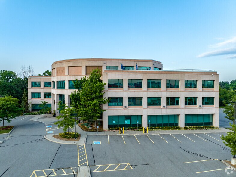 More Photos Of 5100 Spectrum Way, Mississauga Office For Sale