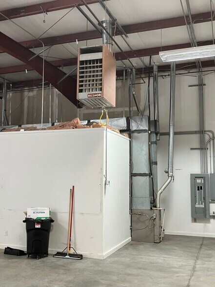 More Photos Of 748 S 5300 W, Salt Lake City Warehouse For Lease