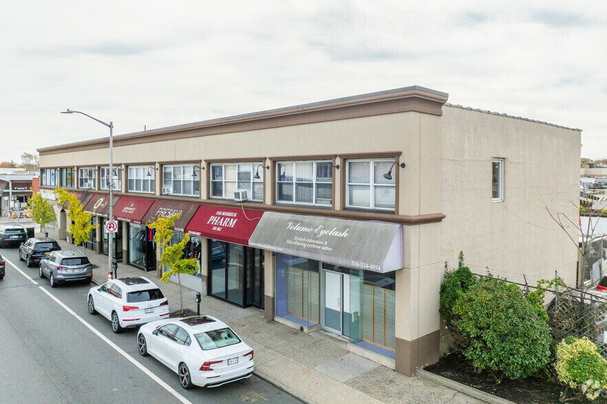 More Photos Of 266-274 Merrick Rd, Rockville Centre Storefront Retail Residential For Lease
