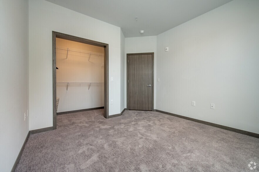 More Photos Of 410 W Verona Ave, Verona Apartments For Lease